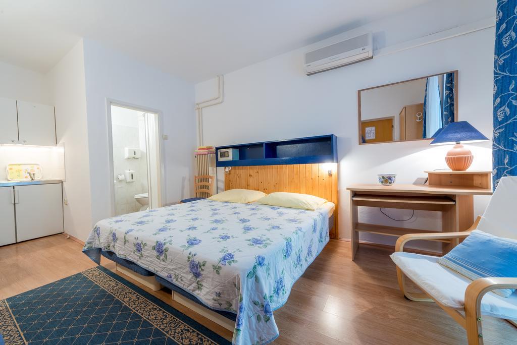 تْسافتات Apartments Giardino المظهر الخارجي الصورة