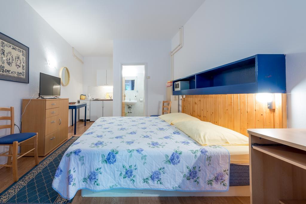تْسافتات Apartments Giardino المظهر الخارجي الصورة