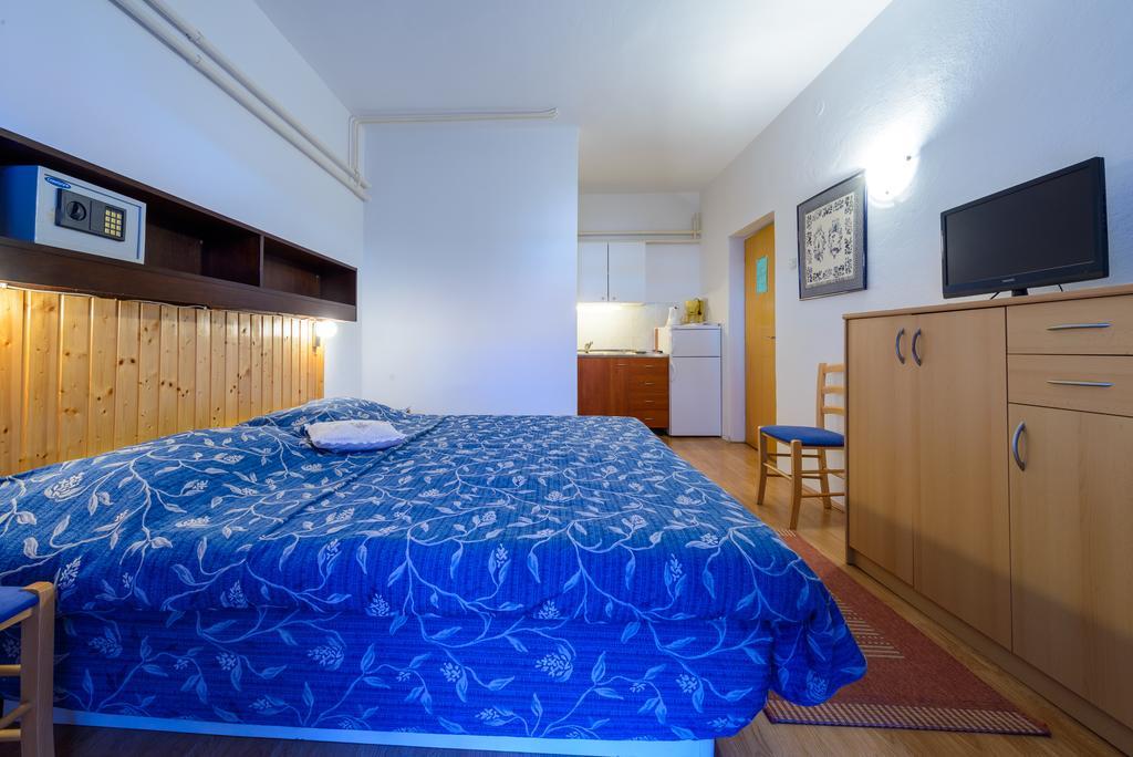تْسافتات Apartments Giardino المظهر الخارجي الصورة